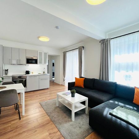 White Inn - Ferienwohnung Mit Terrasse Mürzzuschlag Dış mekan fotoğraf