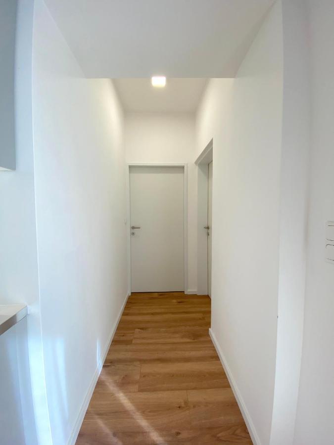 White Inn - Ferienwohnung Mit Terrasse Mürzzuschlag Dış mekan fotoğraf