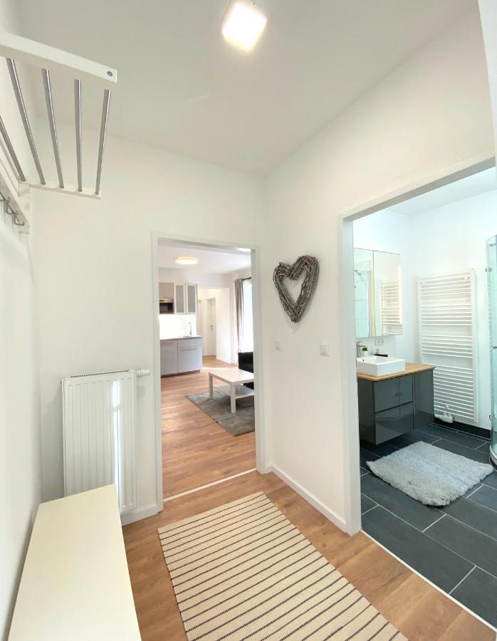 White Inn - Ferienwohnung Mit Terrasse Mürzzuschlag Dış mekan fotoğraf